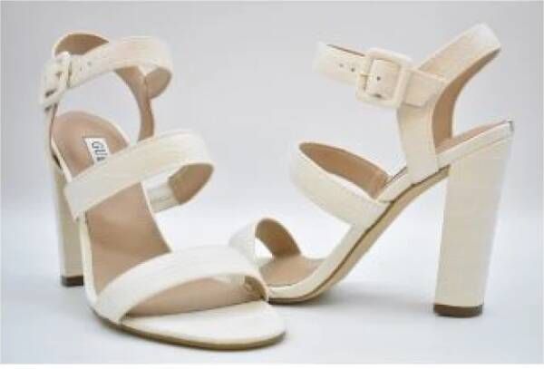 Guess Hoge hak sandalen Beige Dames