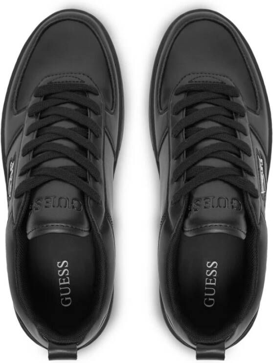 Guess Zwarte Sneakers Sportieve Stijl Ronde Neus