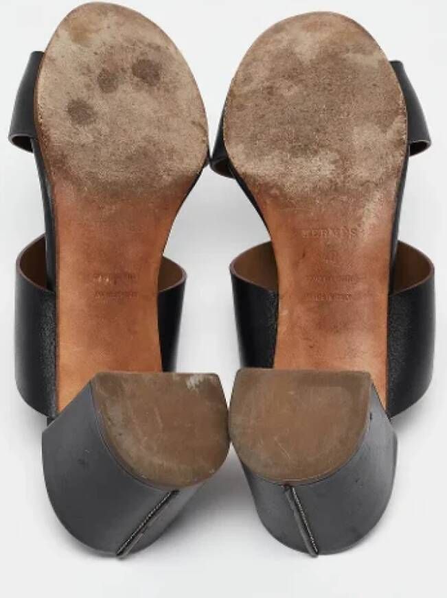 Hermès Vintage Pre-owned Leather sandals Black Dames