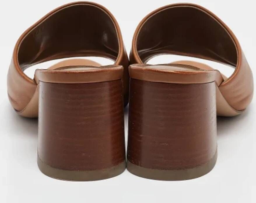 Hermès Vintage Pre-owned Leather sandals Brown Dames