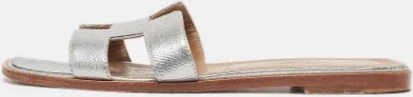 Hermès Vintage Pre-owned Leather sandals Gray Dames