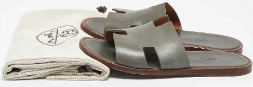 Hermès Vintage Pre-owned Leather sandals Gray Dames