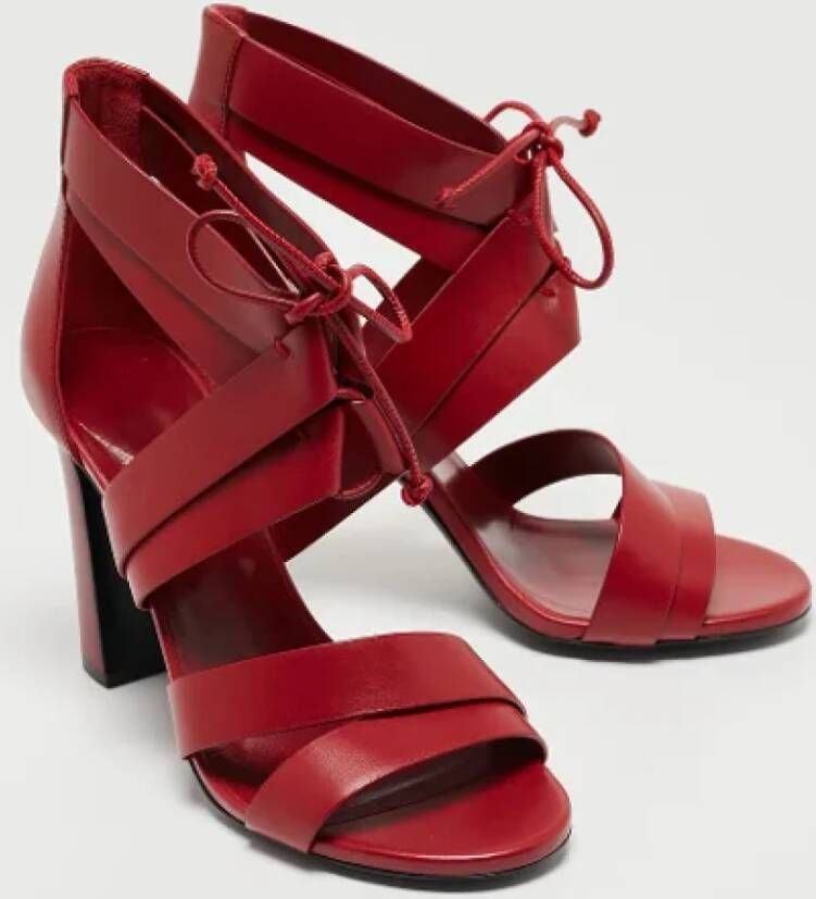 Hermès Vintage Pre-owned Leather sandals Red Dames