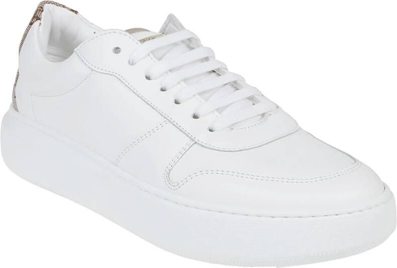 Herno Witte Sneakers Klassiek Model Wit Dames