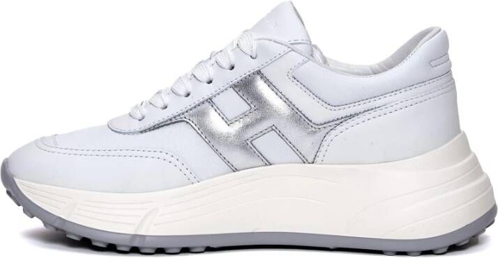 Hogan Beige Leren Sneakers met Metalen Accents
