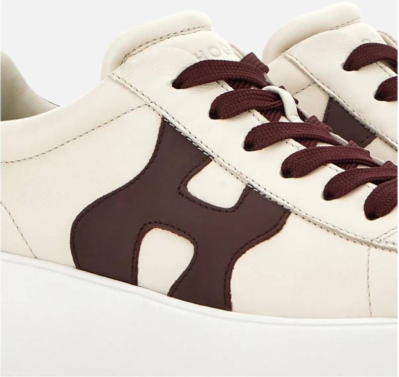 Hogan Beige Platte Schoenen voor Vrouwen