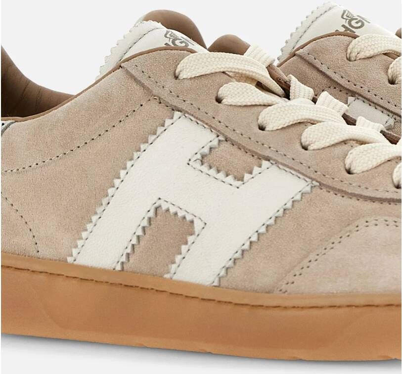 Hogan Beige Retro Stijl Sneakers met Suède Bovenwerk Beige Dames