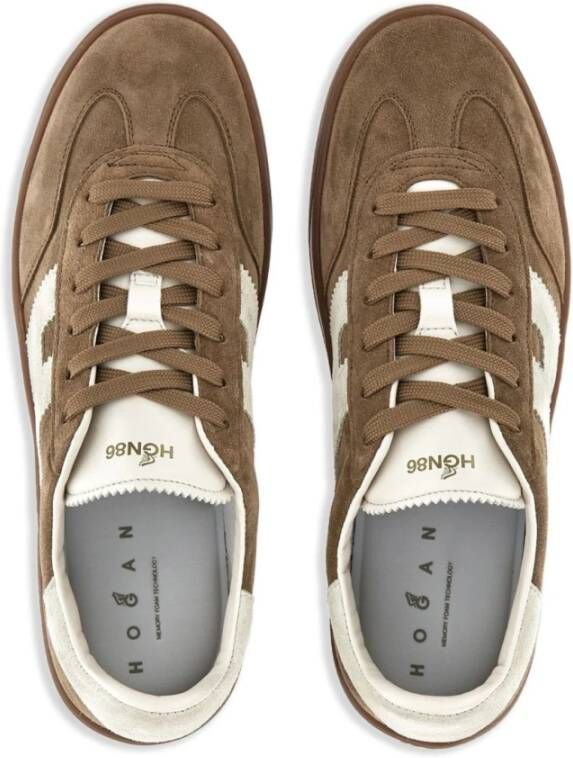 Hogan Bruine Veterschoenen met Platte Zool en Memory Foam