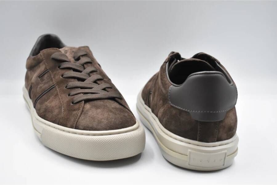 Hogan Bruine Veterschoenen Urban Stijl