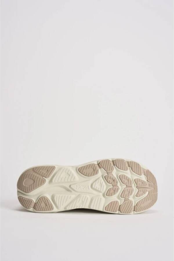 Hoka One Beige Sneakers met Verbeterde Pasvorm en Comfort
