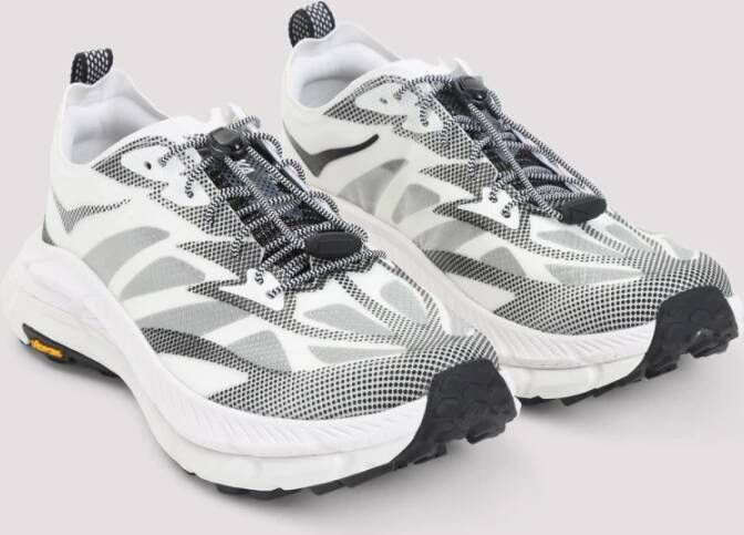 Hoka One Witte Sneakers Lichtgewicht Gepolsterd Ontwerp