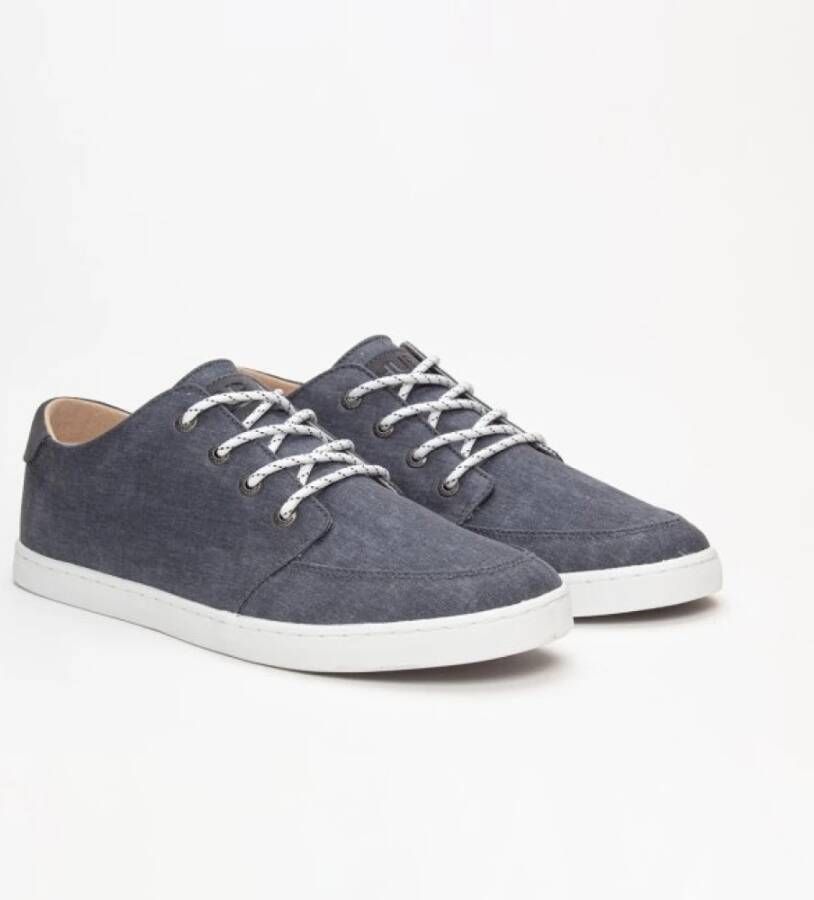 HUB Canvas Sneakers