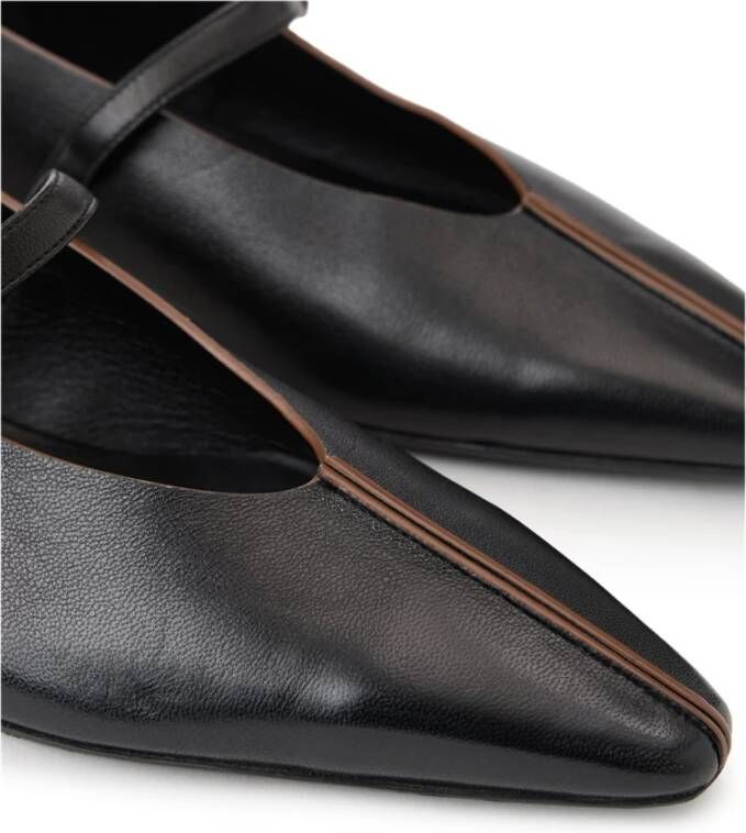 Iceberg Pumps met puntige neus