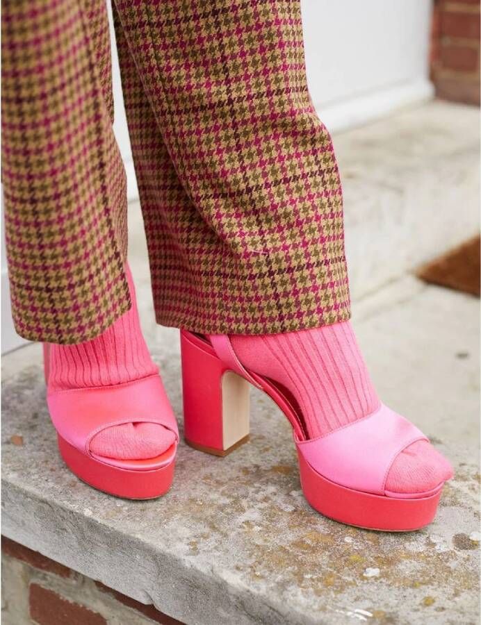 Ines De La Fressange Paris Roze Satijnen Plateau Sandaal Pink Dames