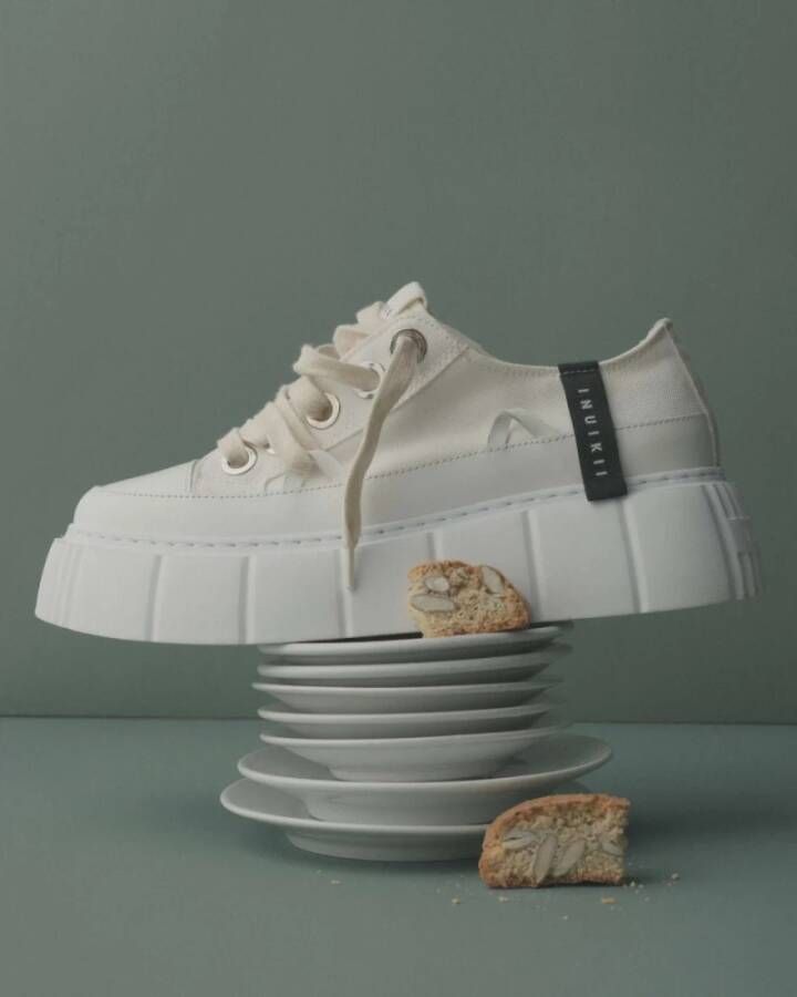 Inuikii Matilda Canvas Low White Schoenen