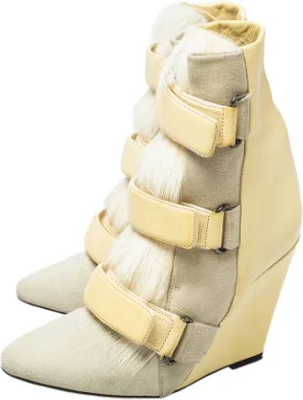 Isabel Marant Pre-owned Leather boots Beige Dames
