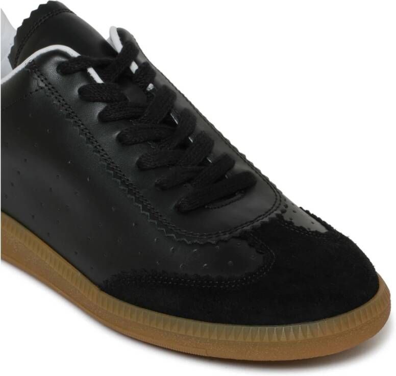 Isabel Marant Zwarte Bryce Sneakers met Scallop Rand