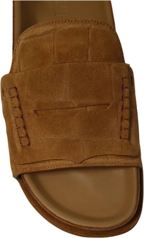 Jacquemus Camel Mocassin Sandalen
