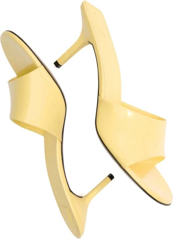 Jacquemus Gele Leren Sandalen