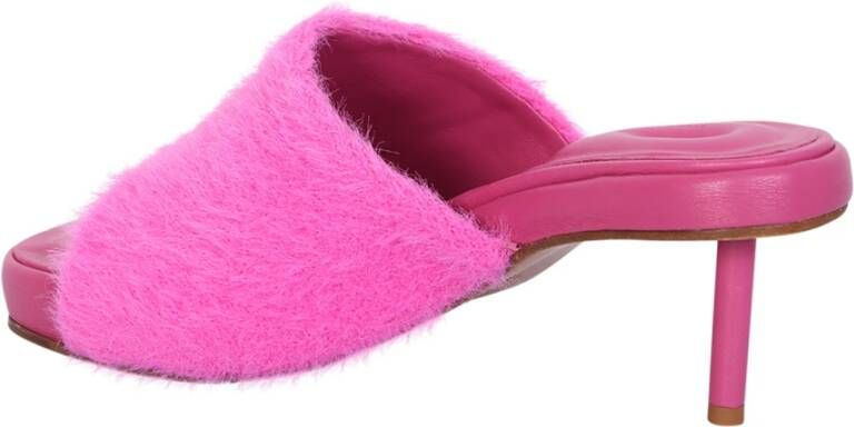 Jacquemus Roze Sandalen met Vierkante Neus