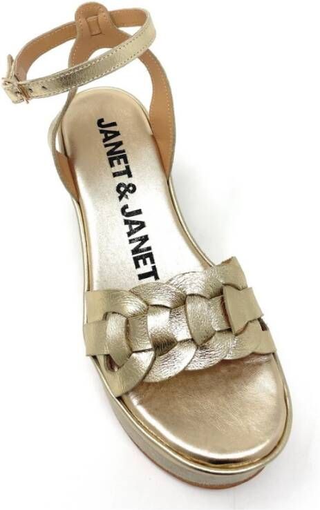 Janet & Janet Gouden suède platform sandalen met enkelband