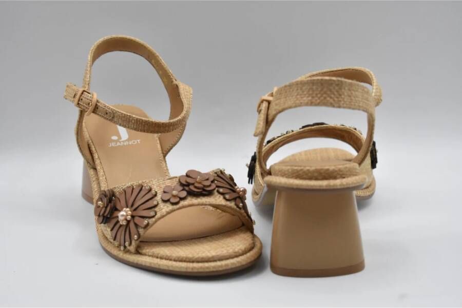 Jeannot Beige Veterschoenen met Bloemmotief