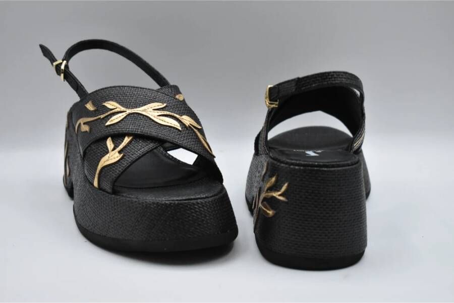Jeannot Zwarte Kant Sandalen Elegant Stijlvol Ontwerp