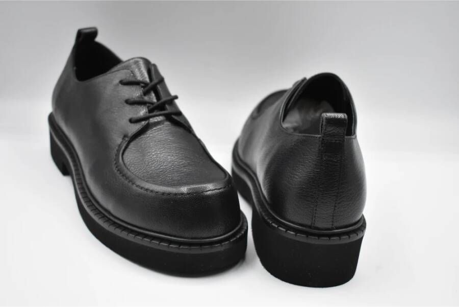 Jeannot Zwarte Leren Veterschoenen