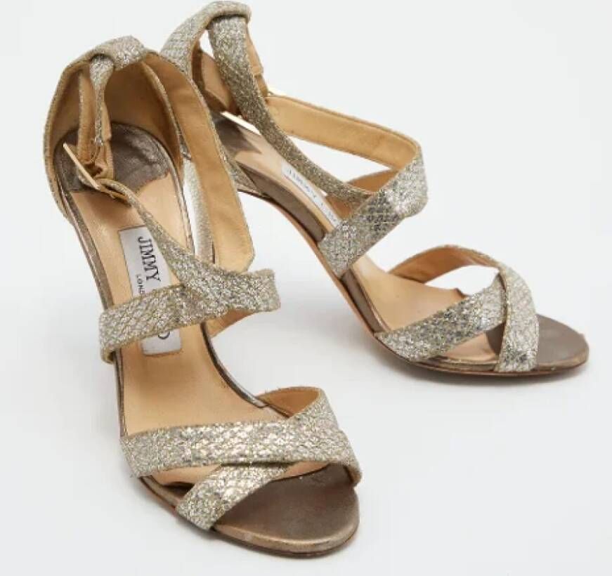 Jimmy Choo Pre-owned Fabric sandals Yellow Dames