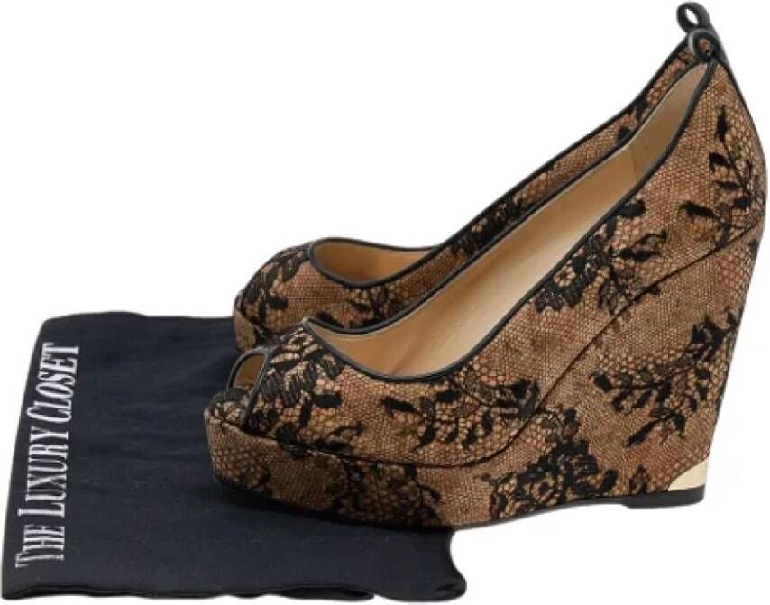 Jimmy Choo Pre-owned Lace heels Beige Dames