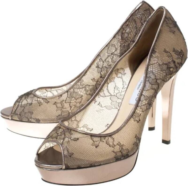 Jimmy Choo Pre-owned Lace heels Gray Dames