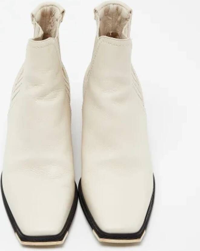 Jimmy Choo Pre-owned Leather boots White Dames
