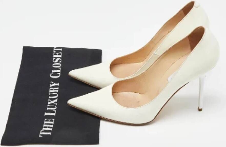 Jimmy Choo Pre-owned Leather heels White Dames