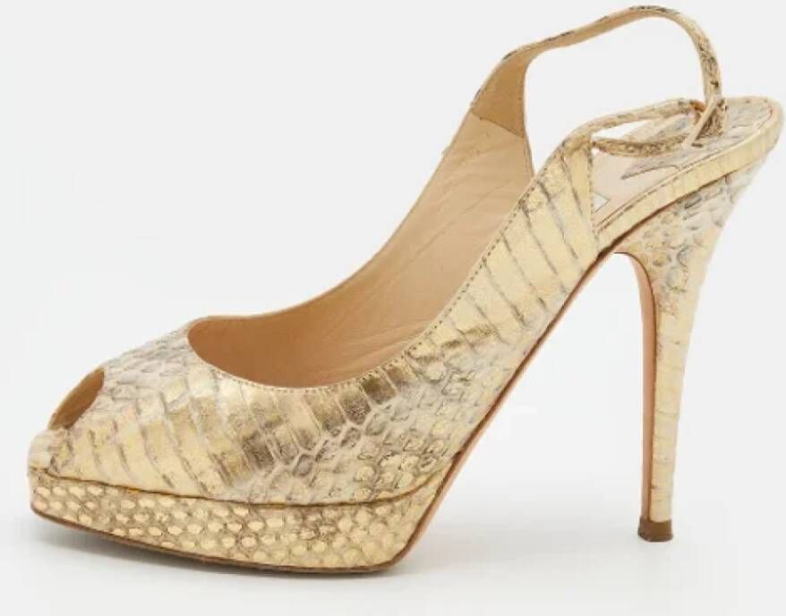 Jimmy Choo Pre-owned Leather heels Yellow Dames