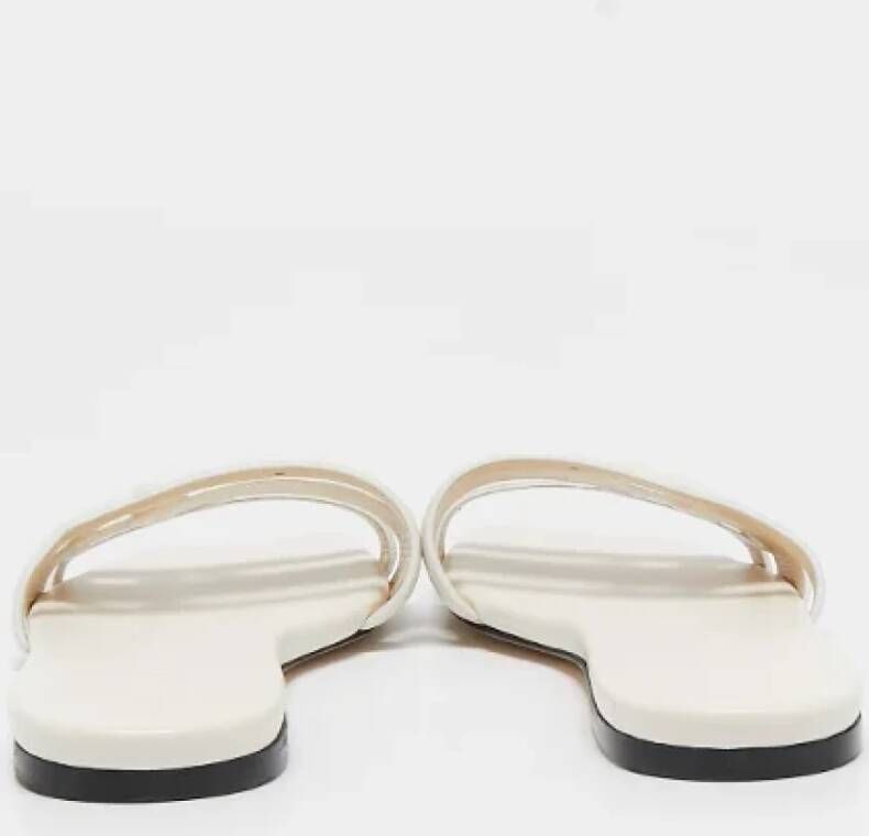 Jimmy Choo Pre-owned Leather sandals Beige Dames