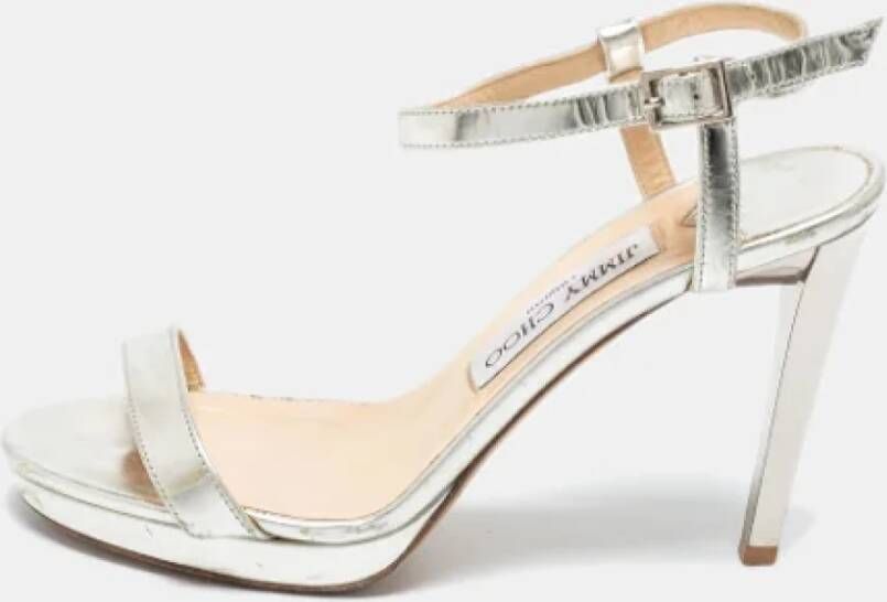 Jimmy Choo Pre-owned Leather sandals Gray Dames