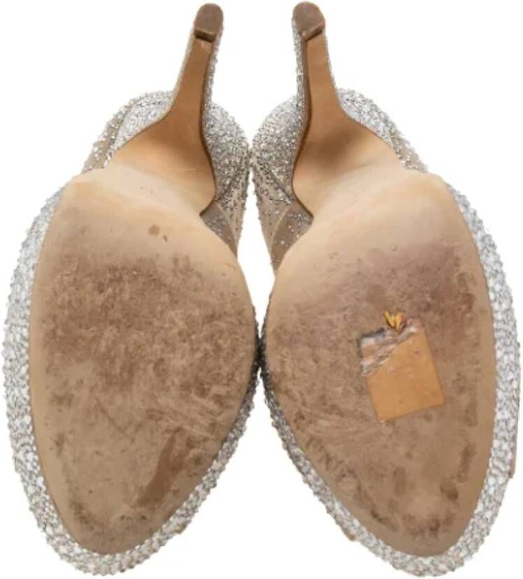 Jimmy Choo Pre-owned Satin heels Beige Dames