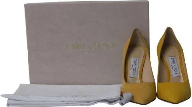 Jimmy Choo Pre-owned Suede heels Yellow Dames