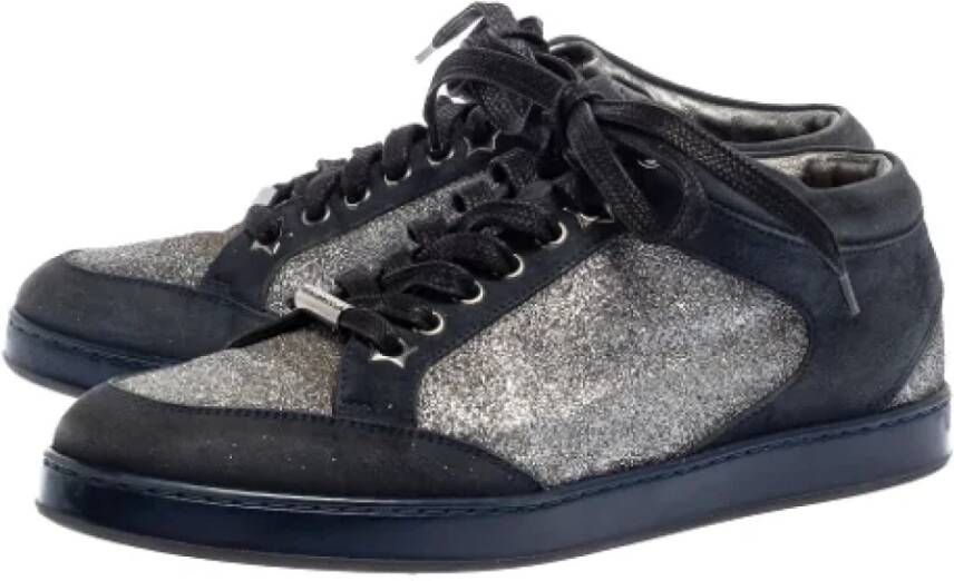 Jimmy Choo Pre-owned Suede sneakers Gray Dames