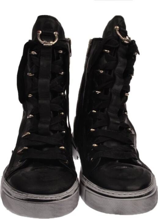 John Richmond Hoge sneakers met metallic details