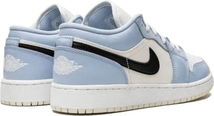 Jordan Lage IJsblauw Zwart Sneakers