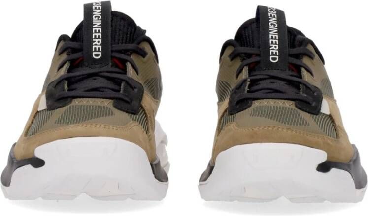 Jordan Lage sneaker met reflecterende details