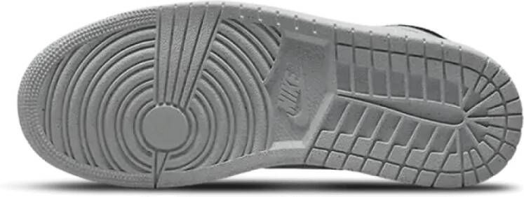 Jordan Licht Staal Grijs Mid SE Sneakers