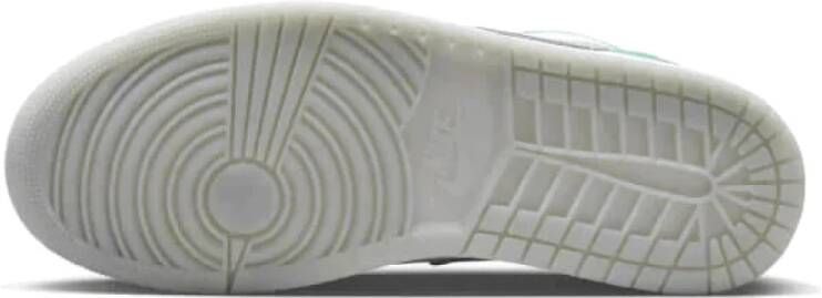 Jordan Nieuwe Smaragd Grijze Sneakers
