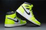 Jordan Air 1 Retro High Og Volt Black Sail Schoenmaat 40 1 2 Sneakers 555088 702 - Thumbnail 12