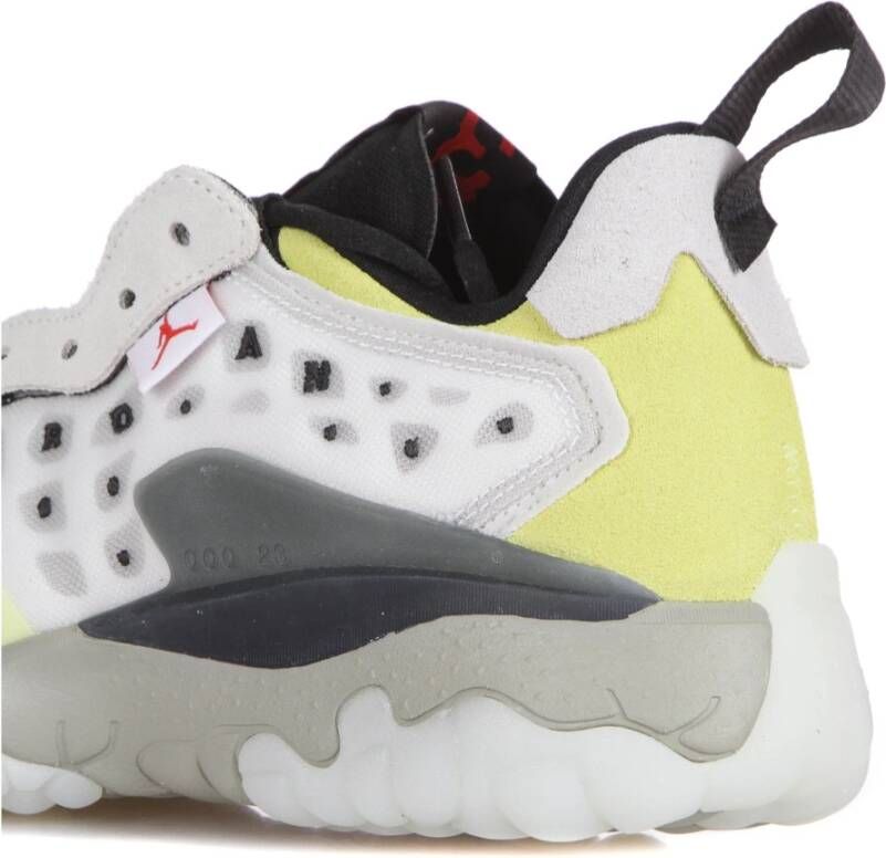 Jordan Platinum Tint Low Sneaker