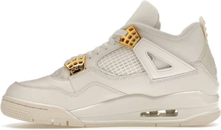 Jordan Retro Metallic Gold Sneakers White Dames