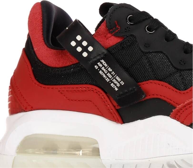 Jordan Rode lage sneaker met Nike-logo Multicolor Dames
