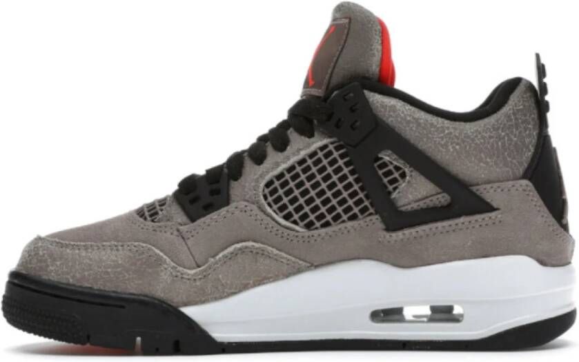 Jordan Retro Taupe Haze Grade School Maatvoering Bruin Unisex