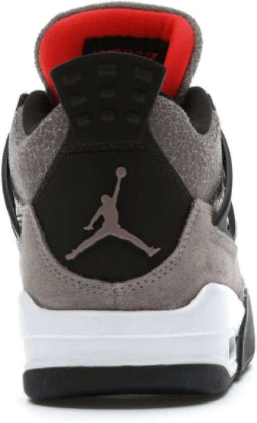 Jordan Retro Taupe Haze Grade School Maatvoering Bruin Unisex